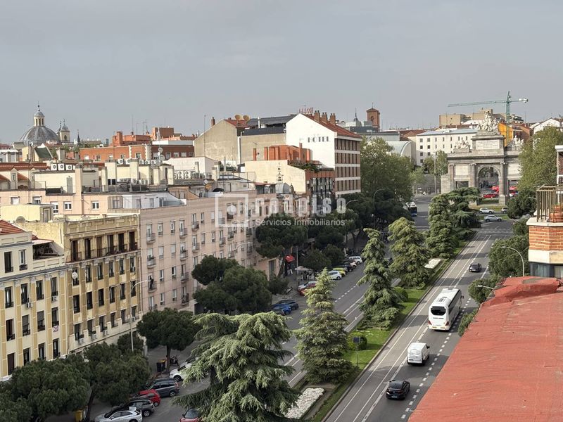 Foto 93afb33c-197d-4aad-8c34-4be68702416d. Àtic amb calefacció a Acacias Madrid