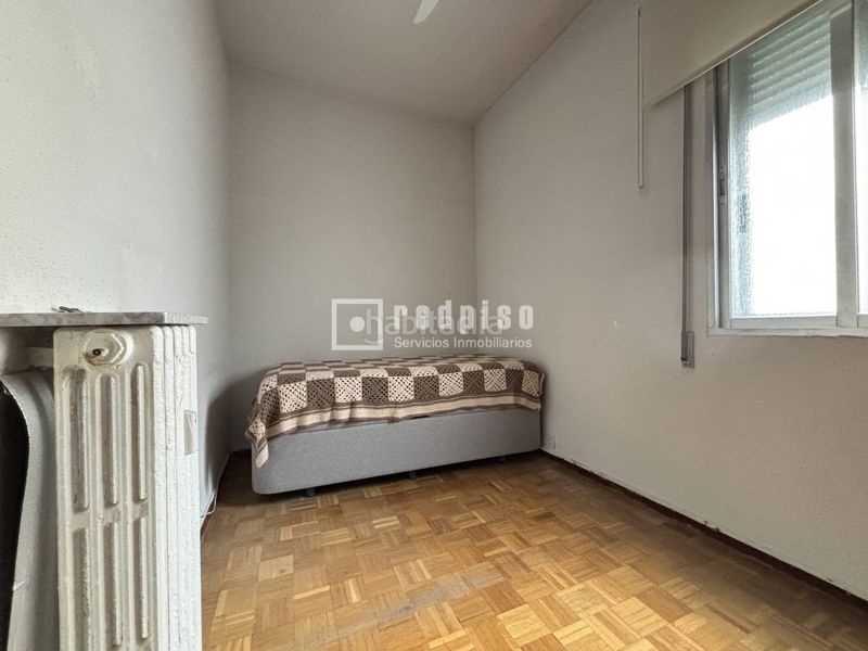 Foto 955f880b-a6ba-4a1d-8bec-d1a6aa850c73. Àtic amb calefacció a Acacias Madrid