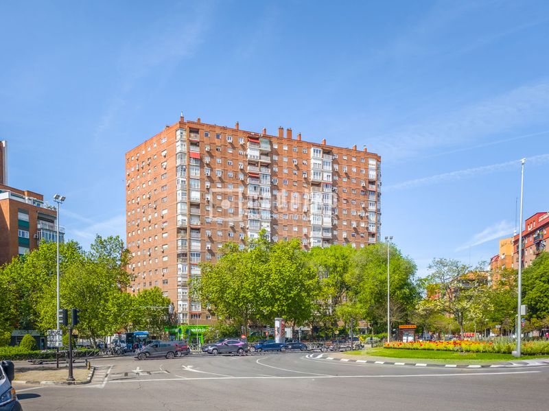 Foto 0b2dfe22-6c04-448b-a257-405edaadff93. Pis amb calefacció a Acacias Madrid