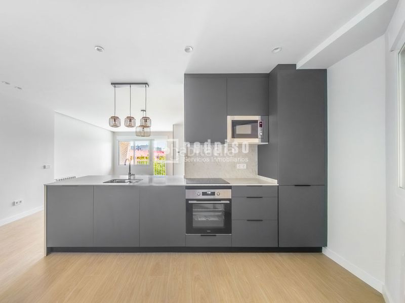 Foto 2252e7b0-cc06-4fe1-871e-9175f642f332. Pis amb calefacció a Acacias Madrid