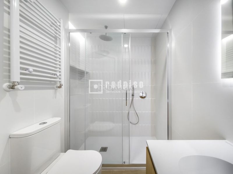 Foto 63f08719-53af-4674-8552-453c0cf04f5a. Pis amb calefacció a Acacias Madrid