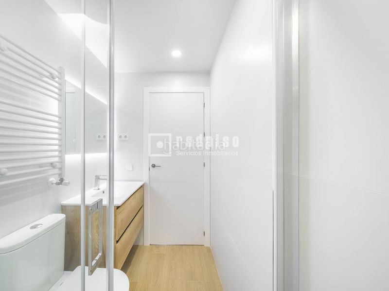 Foto 64e185c0-75dc-4d6c-aed3-11b85572fb70. Pis amb calefacció a Acacias Madrid