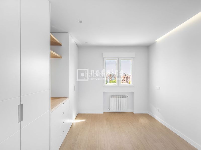 Foto 8b7cdfb0-0907-4830-b59f-c8e37c907693. Pis amb calefacció a Acacias Madrid