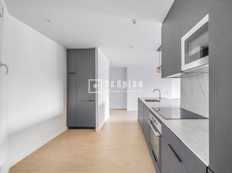 Foto af2cb238-5283-45ae-b894-b7b867c402e2. Pis amb calefacció a Acacias Madrid