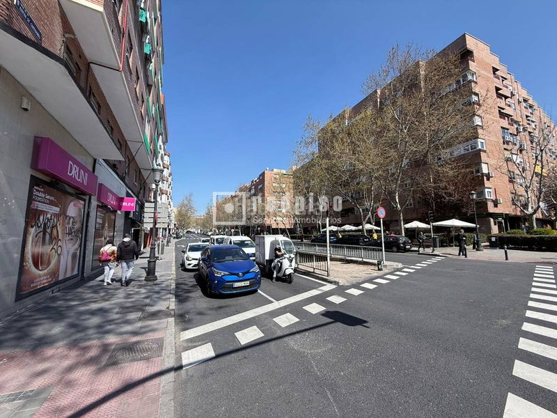 Foto e512d2cb-dd9a-488c-9f91-ff9ee032a7de. Pis amb calefacció a Acacias Madrid