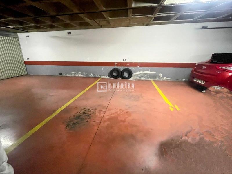 Foto af0da6cd-e57d-4da4-8ed5-aa59174f1de5. Parking voiture dans Barrio de las Fronteras Torrejón de Ardoz