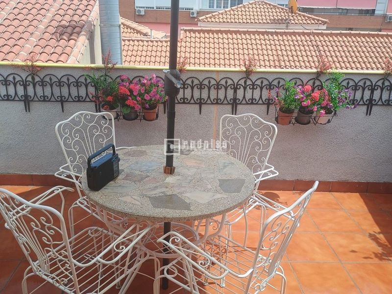 Foto b76e8ea3-aba0-41b3-a965-4151cd5ff806. Pis amb calefacció a Centro Torrejón de Ardoz
