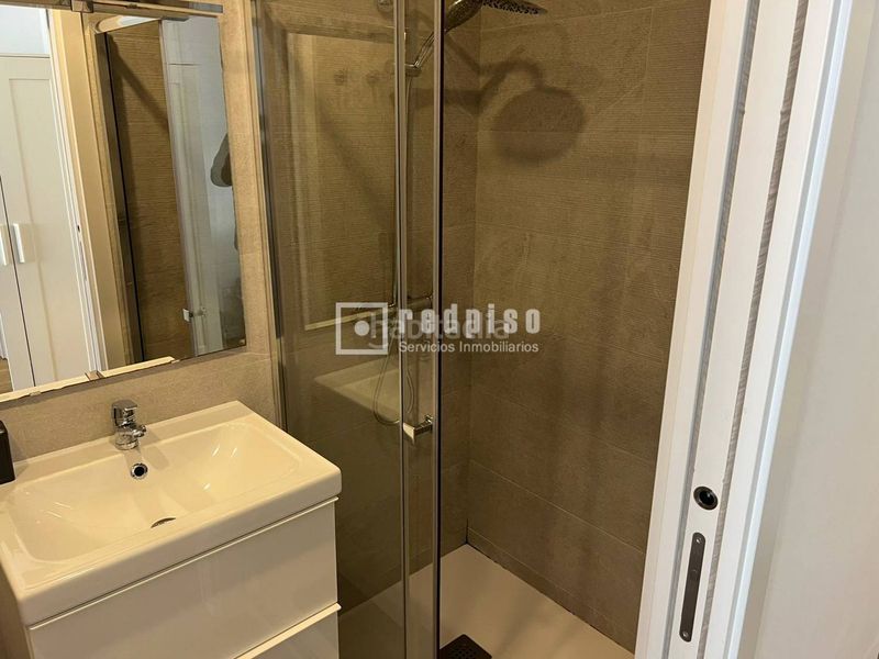 Foto eeb0038a-201a-4022-824d-66937e9ad216. Estudi a San Isidro Madrid