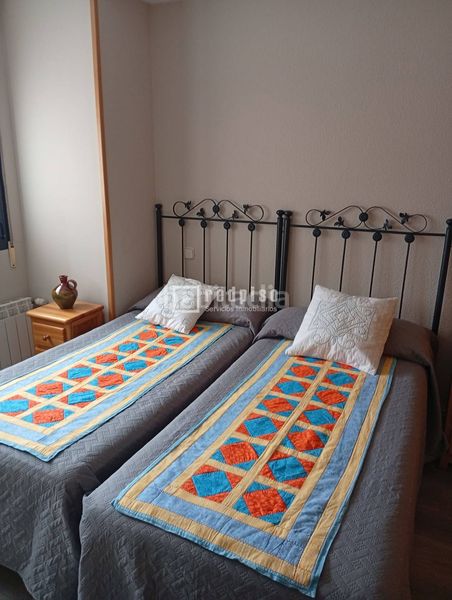 Foto bf68ec04-8cb9-41fd-9162-93b59832ca01. Dúplex a San Isidro Madrid