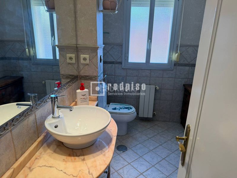 Foto 587b5620-f799-4dd8-8527-5239292836e3. Pis amb calefacció a Lucero Madrid