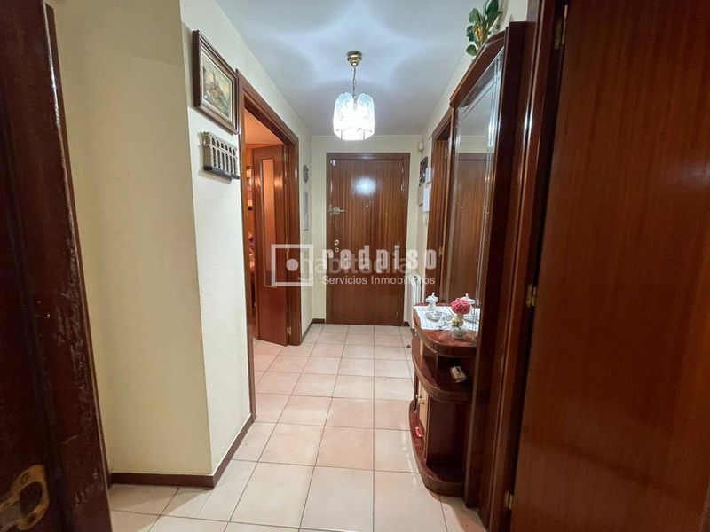 Foto 3c61b65b-1b6c-4540-9438-62f65227ed1e. Pis amb calefacció a San Isidro Madrid