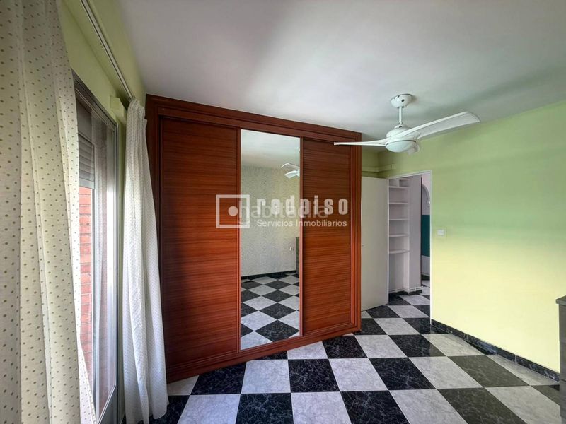 Foto 704a874f-444b-415e-8a99-e005c6260a1a. Pis a San Isidro Madrid