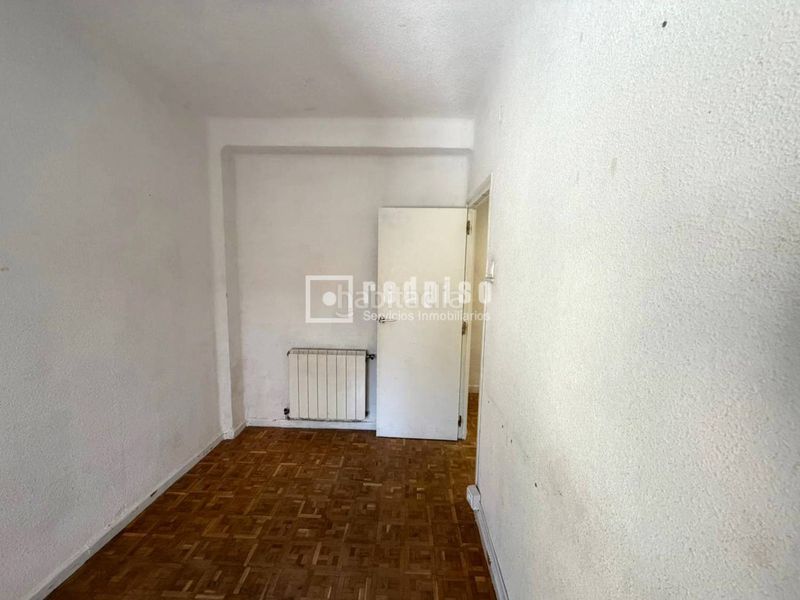 Foto 8b8565f4-1a10-4092-a8a1-c828688e533a. Pis a San Isidro Madrid
