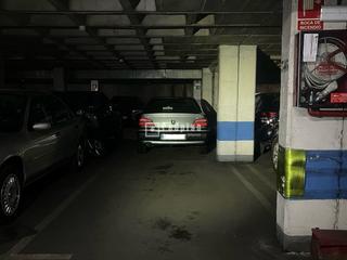 Parking coche en Parque Lisboa-La Paz