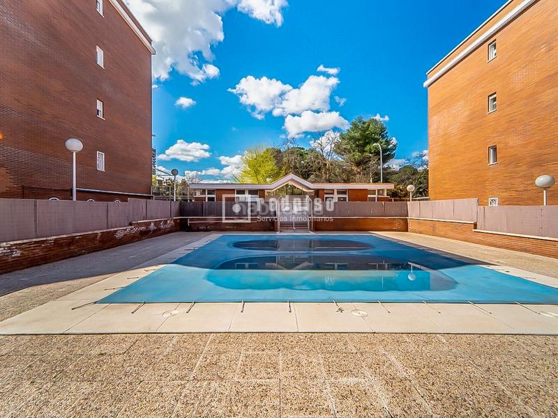Foto 2a1d53d0-422d-4583-968d-8555b0d25097. Appartamento con riscaldamento parcheggio piscina in Alcorcón