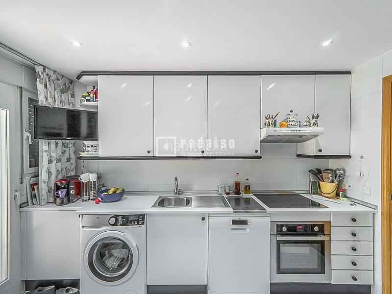 Foto c1a0927b-d0ce-4c1e-a221-56af92886e19. Appartement avec chauffage parking piscine dans Valderas-Los Castillos Alcorcón