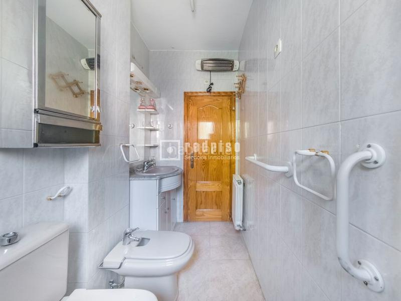 Foto faa39756-8f42-4948-92ad-ac17c096f1af. Piso en Valderas-Los Castillos Alcorcón