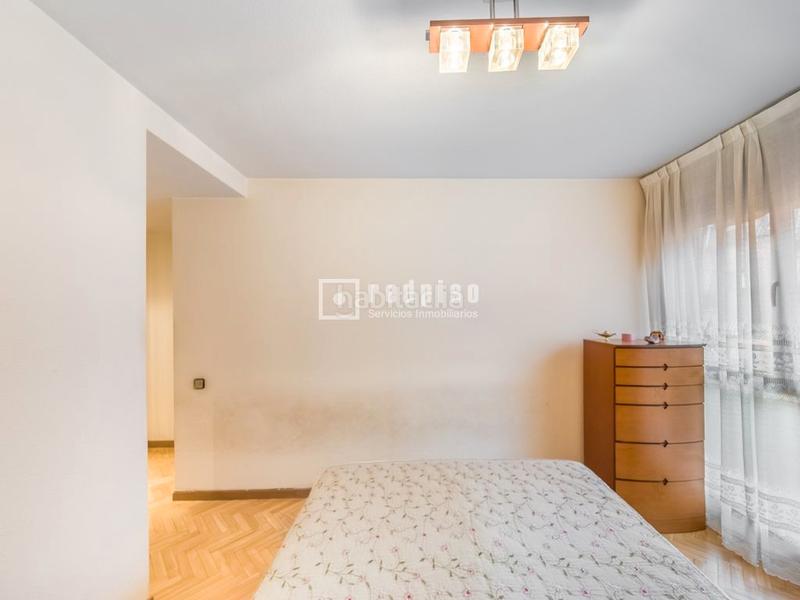 Foto 5ba06652-aea3-46b5-b11d-f7d0445954d5. Appartement avec chauffage piscine dans Valderas-Los Castillos Alcorcón