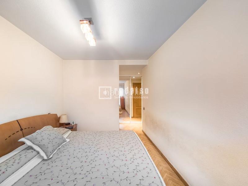 Foto 354aecbd-ee59-4736-8909-28015ab467ae. Flat with heating pool in Valderas-Los Castillos Alcorcón