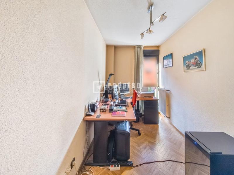 Foto 8f087f3a-4fe3-457e-a01c-4e4ca028e213. Flat with heating pool in Valderas-Los Castillos Alcorcón