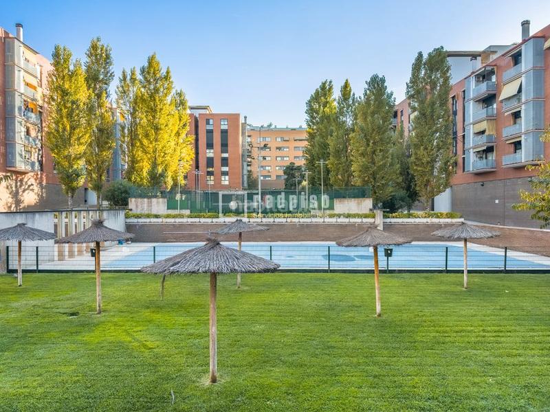 Foto adc95a02-c1cb-49a4-b4fc-5c73c3ea29cd. Flat with heating pool in Valderas-Los Castillos Alcorcón