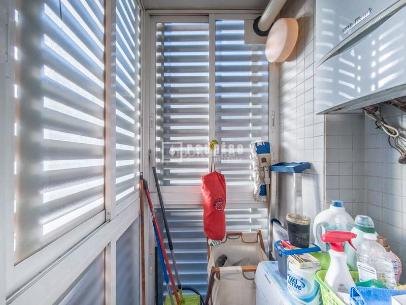 Foto ecf4212d-90f7-46e8-ba42-30352e52c58a. Flat with heating pool in Valderas-Los Castillos Alcorcón