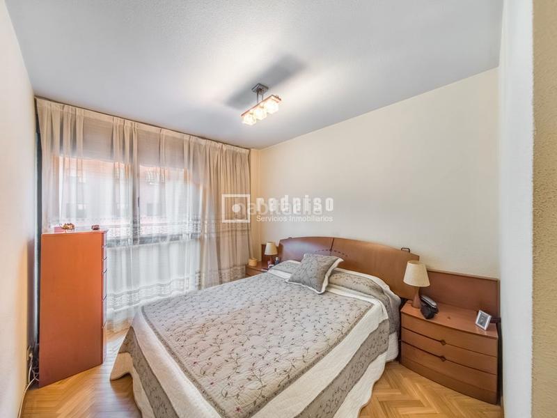 Foto f241cea3-97e5-43ea-85c1-b4ad83b34885. Flat with heating pool in Valderas-Los Castillos Alcorcón