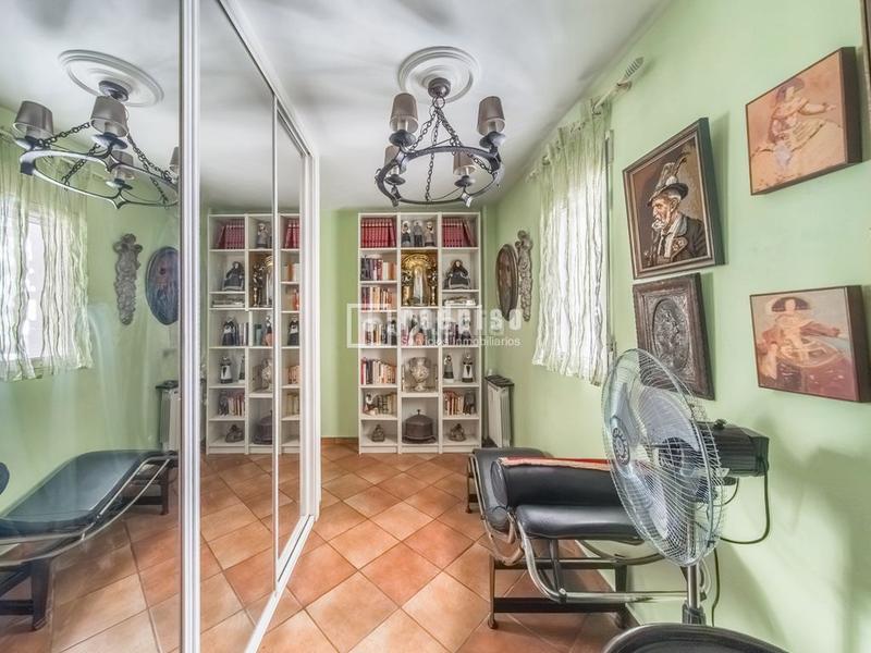 Foto 4ef440ad-54f8-47e6-9f81-9eeb0a119752. Appartement avec chauffage dans Valderas-Los Castillos Alcorcón