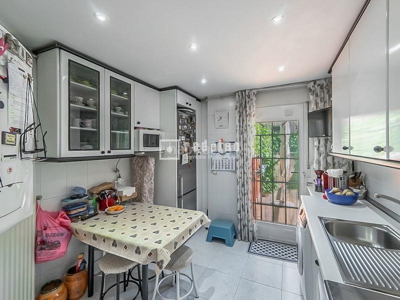 Foto 1332bcde-306f-4fed-85cc-8834d96f7e32. Appartement avec chauffage piscine dans Valderas-Los Castillos Alcorcón