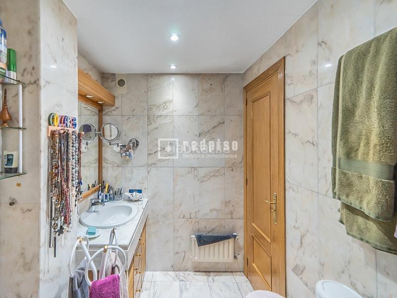 Foto f6cf8e5d-434e-42e8-8128-39b5053376ca. Appartement avec chauffage piscine dans Valderas-Los Castillos Alcorcón