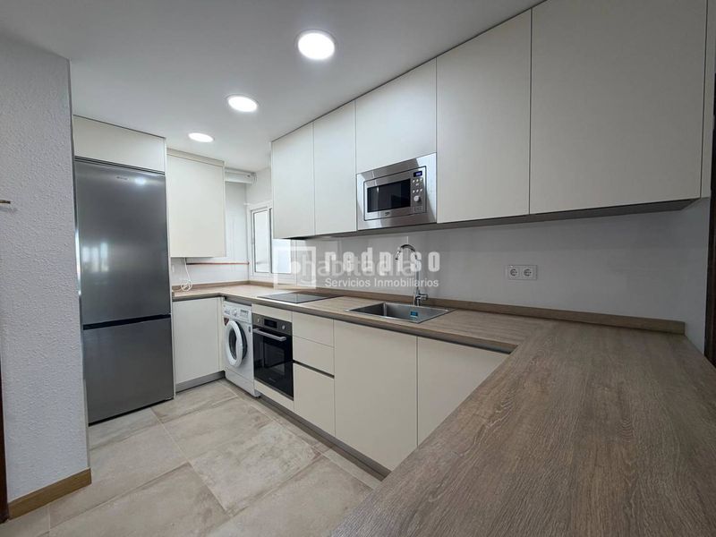 Foto 72ce3e6e-5050-4c07-b7b0-bc36b005d75b. Rent flat in Bellavistas-Hipercor Alcorcón