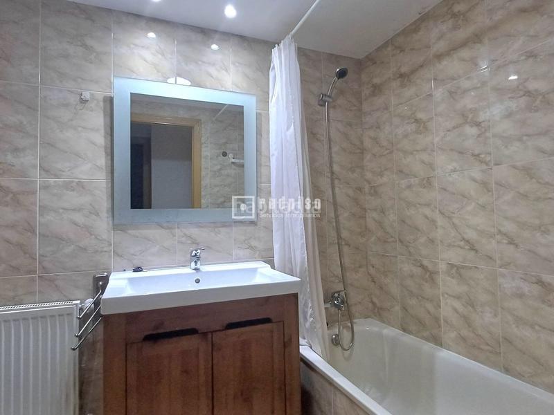 Foto 9e4445a9-6373-40d4-b29d-5457a67acd3f. Appartamento con riscaldamento parcheggio piscina in Coslada