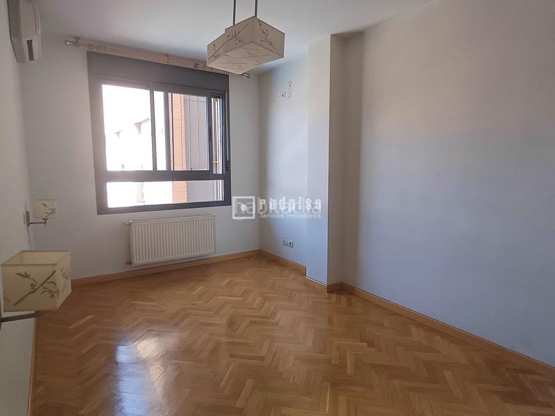 Foto a9cee379-41c4-48f2-b73e-bd72d725097d. Appartamento con riscaldamento parcheggio piscina in Coslada