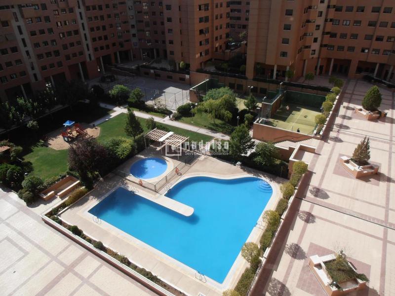 Foto 59ec7707-dc56-4db3-9d5e-f62c064f89ca. Pis amb calefacció aparcament piscina a Valdebernardo-Valderribas Madrid