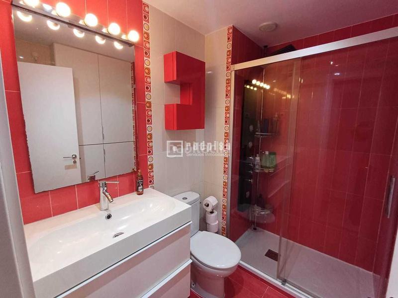 Foto 6cc75875-c585-4033-8bcc-a80d4b86d984. Flat with heating parking pool in El Puerto Coslada