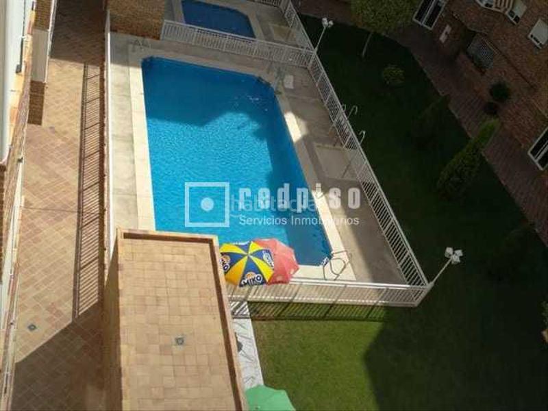 Foto 9ad1c07a-f7a1-4629-849a-71e91866a39c. Flat with heating parking pool in El Puerto Coslada