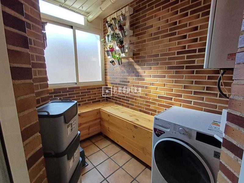 Foto e86352f2-1551-4555-aca9-106cd103c601. Flat with heating parking pool in El Puerto Coslada