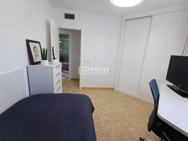 Foto fe26aec6-7755-416b-95bc-a63e053da815. Flat with heating parking pool in El Puerto Coslada