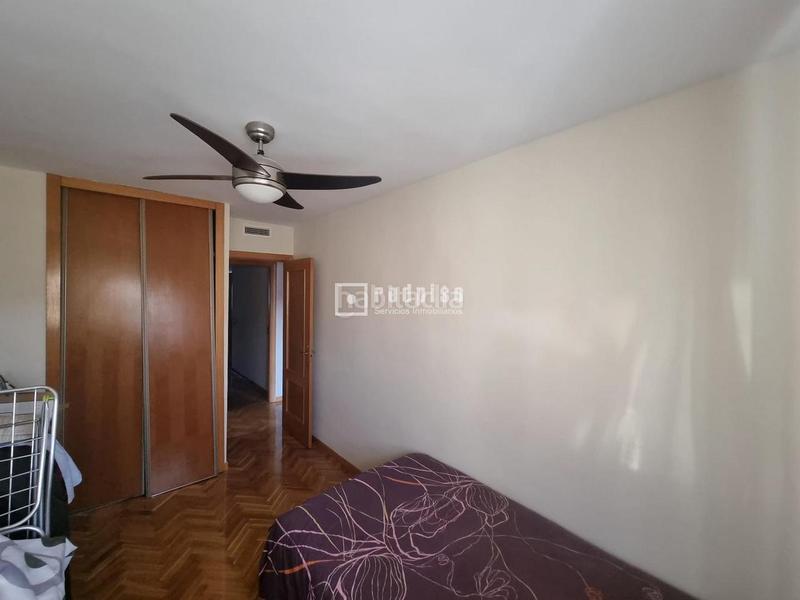 Foto 74dd7c7c-d327-4128-8c70-f5f716a2a72d. Appartement avec chauffage parking piscine dans Valdebernardo-Valderribas Madrid