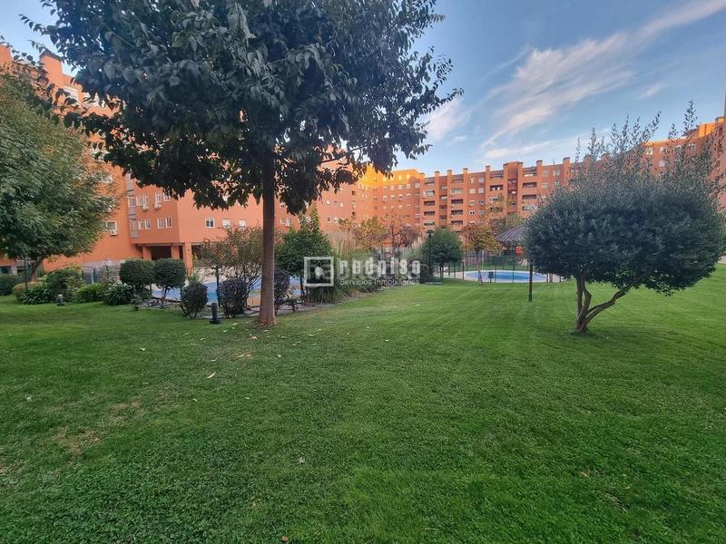 Foto 8c265d41-a4a4-4425-bcbc-ae169b481188. Appartement avec chauffage parking piscine dans Valdebernardo-Valderribas Madrid