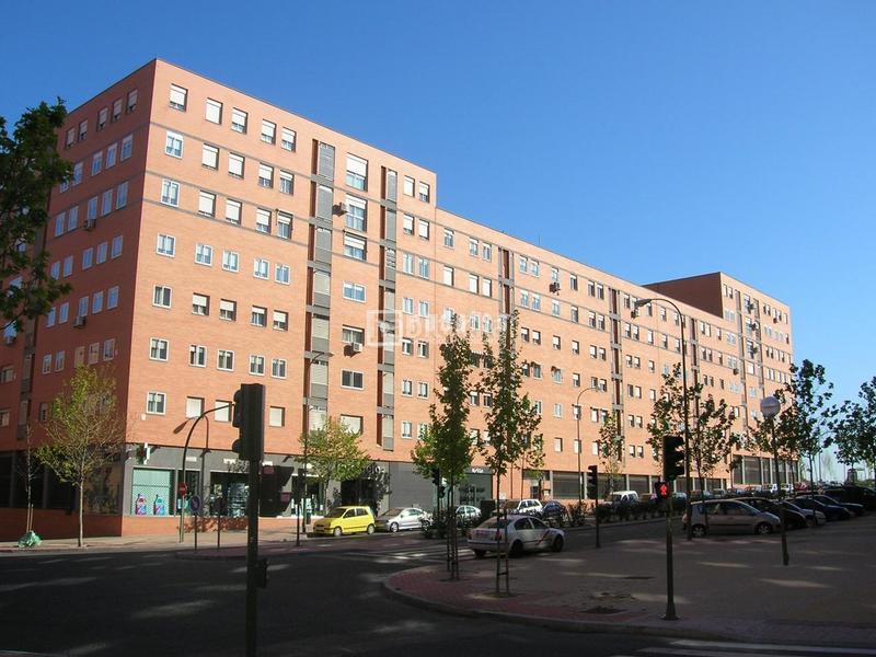 Foto ab95b76b-cd6d-403a-8373-54cfddbfc7ad. Appartement avec chauffage parking piscine dans Valdebernardo-Valderribas Madrid