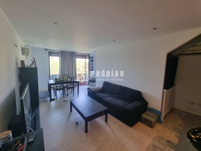 Foto 12f3d9b2-292a-4c1c-9d19-baebfae58f87. Duplex con riscaldamento parcheggio in Ambroz Madrid