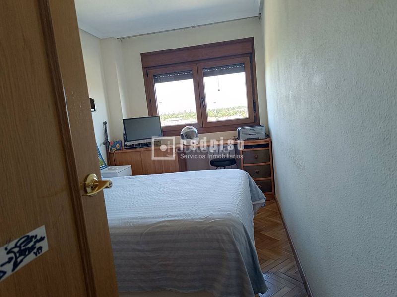 Foto eaee98b4-785f-4136-a72c-d16f6a02fa33. Pis amb calefacció aparcament piscina a Valdebernardo-Valderribas Madrid