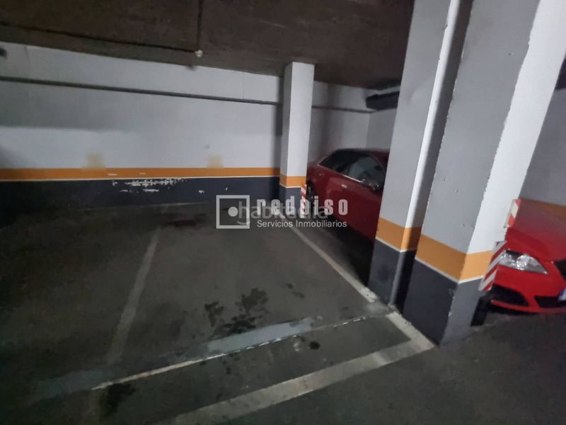 Foto 5a4dd548-ed50-4fcc-8c8c-e262ff6ae5c1. Aparcament cotxe a Valdebernardo-Valderribas Madrid