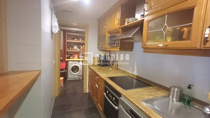 Foto f54b0dee-830b-47b1-815b-42d09c9b2cdd. Pis amb calefacció aparcament a Valdebernardo-Valderribas Madrid