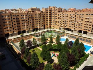 Lloguer Pis  De la caliza. Piso en alquiler valderrivas 2 dormitorios con terraza y garaje
