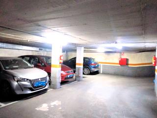Parking coche en Carrer d'hartzenbusch 40