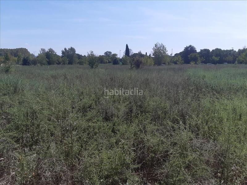 Foto c1b46a0a-186b-403a-b1fc-b817ddcb681b. Terreno residenziale in Domeny Girona