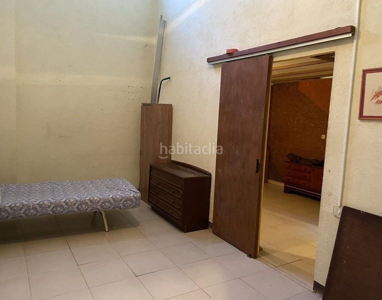 Foto f7366f54-b81e-4d82-bed8-1f26693bf8d9. Locale commerciale in Planes d´Hostoles (Les)