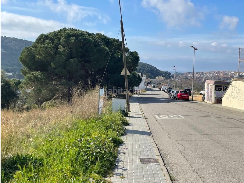 Foto 19ec67f1-88bb-4cd9-8e26-90cd6e468fd9. Terreny residencial a Mont Ferrant-Joan Carles I Blanes